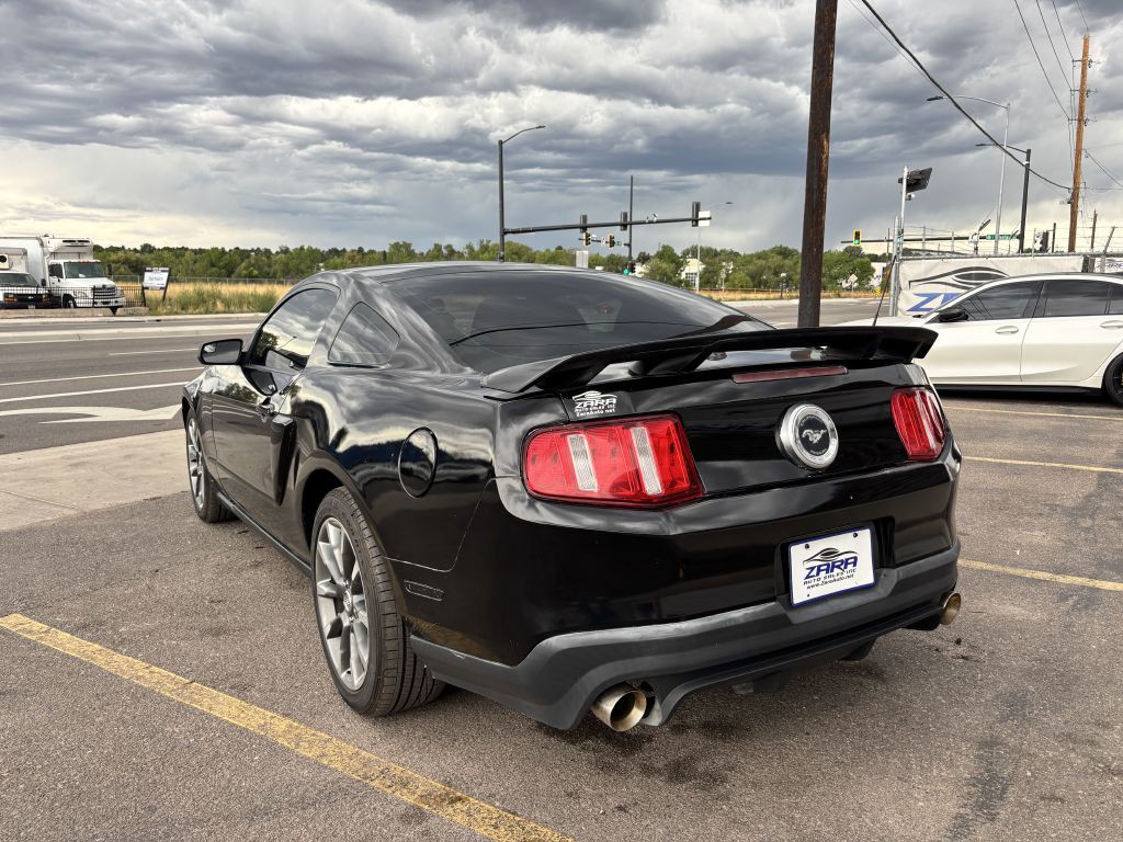 2011 Ford Mustang Image 5