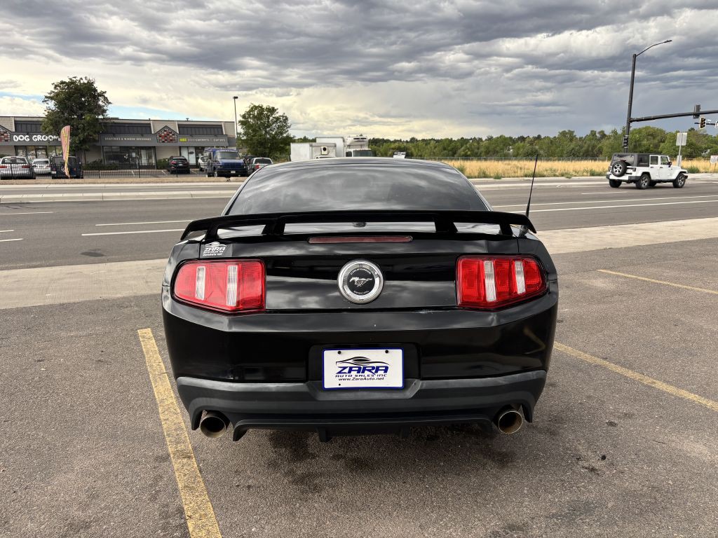 2011 Ford Mustang Image 6