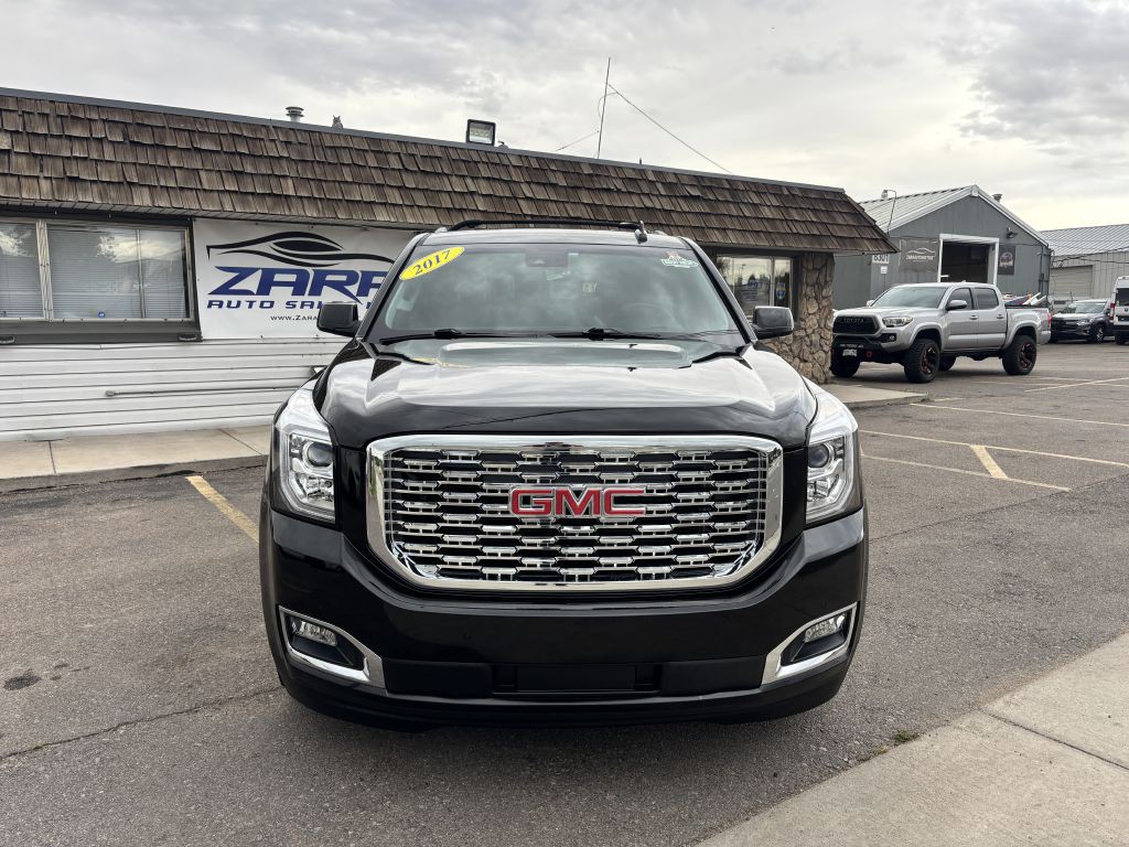 2017 GMC Yukon Image 2