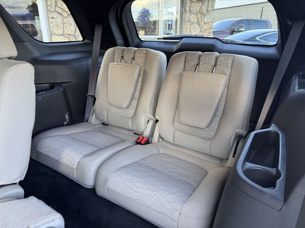 2013 Ford Explorer Image 17