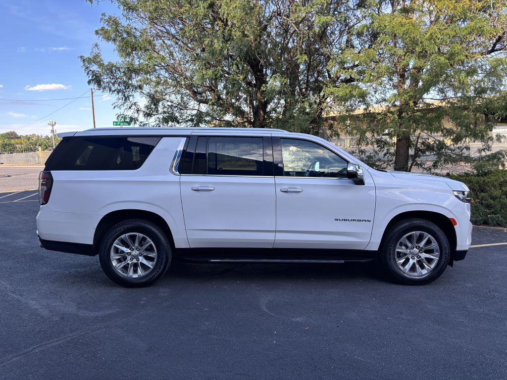 2023 Chevrolet Suburban Image 8