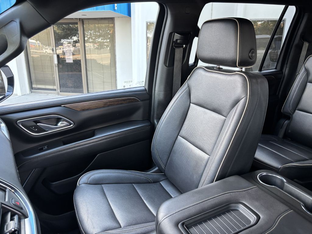 2023 Chevrolet Suburban Image 13