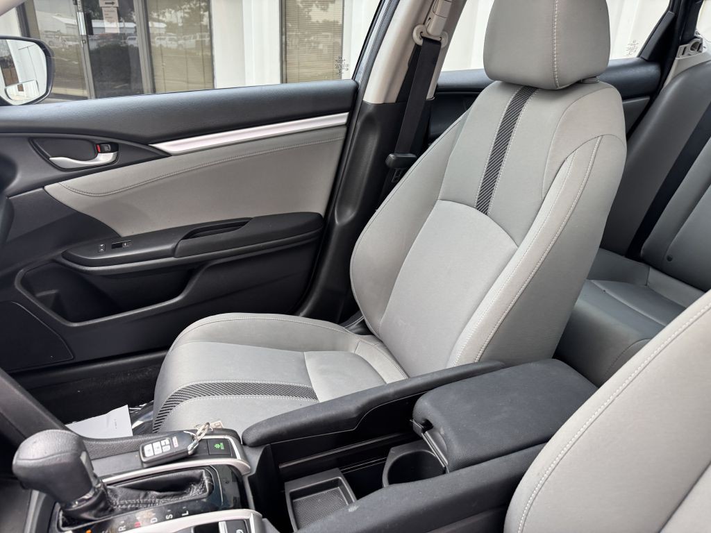 2016 Honda Civic Image 13