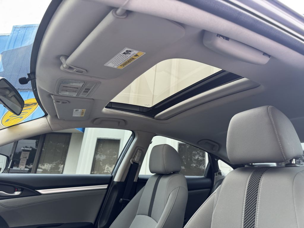 2016 Honda Civic Image 16
