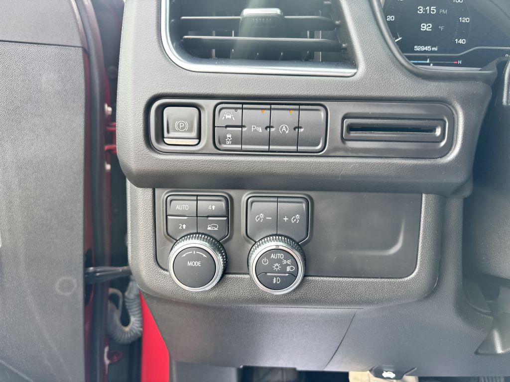 2023 GMC Yukon Image 25