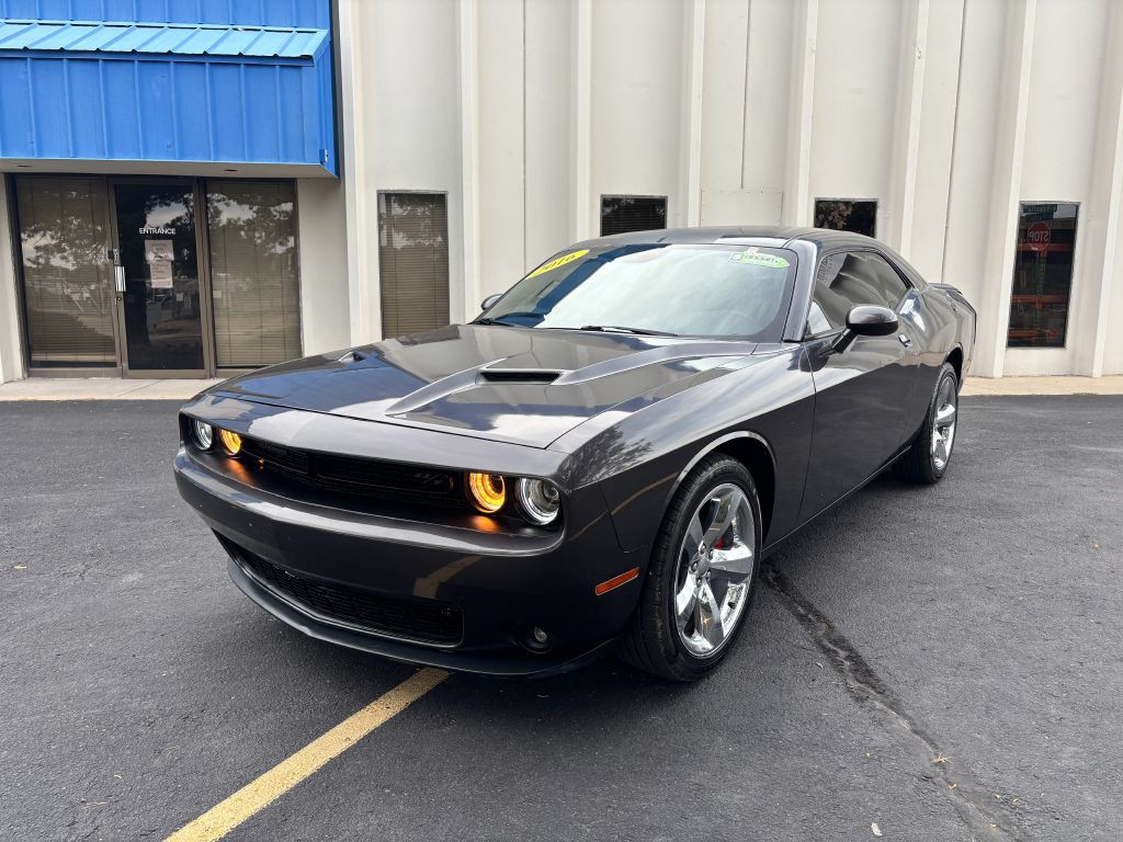 2016 Dodge Challenger Image 3