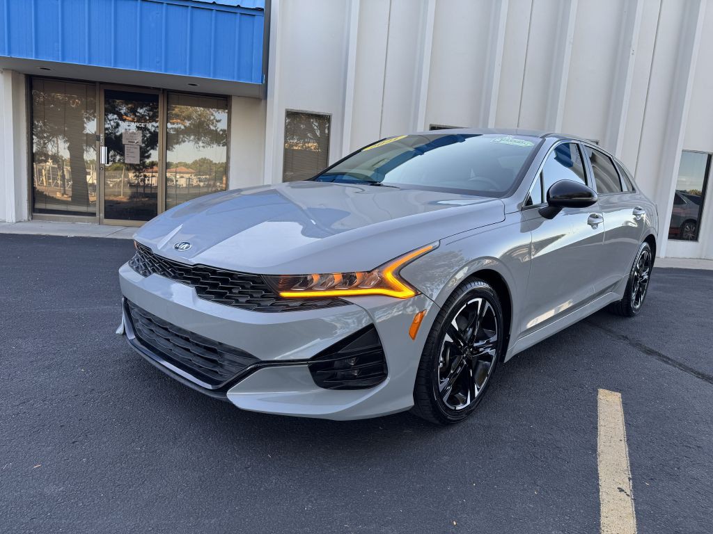 2021 Kia K5 Image 3