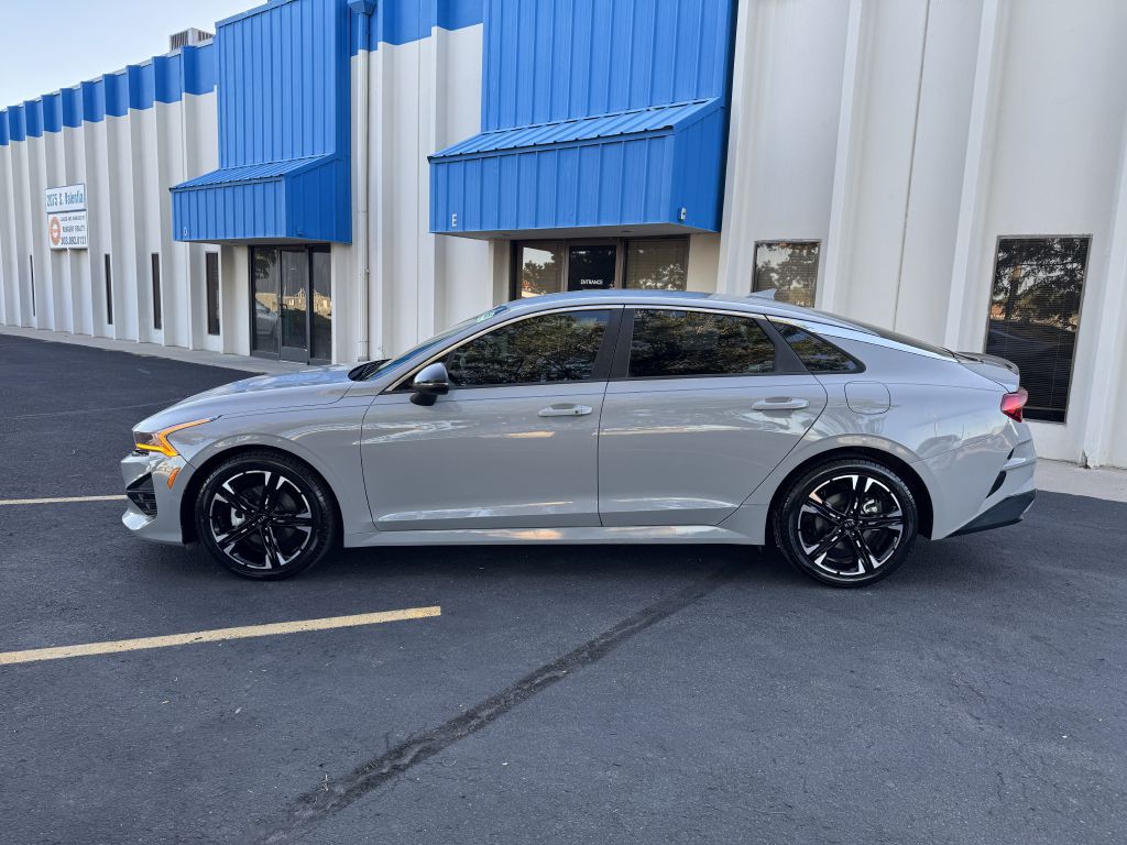 2021 Kia K5 Image 4
