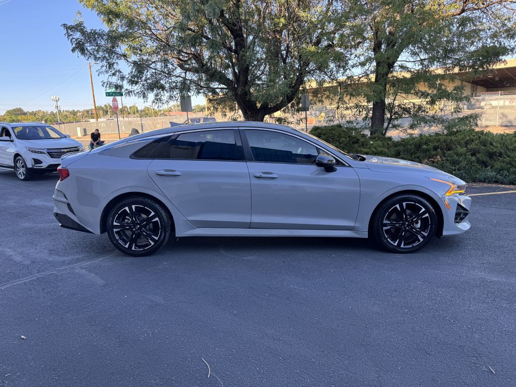 2021 Kia K5 Image 8