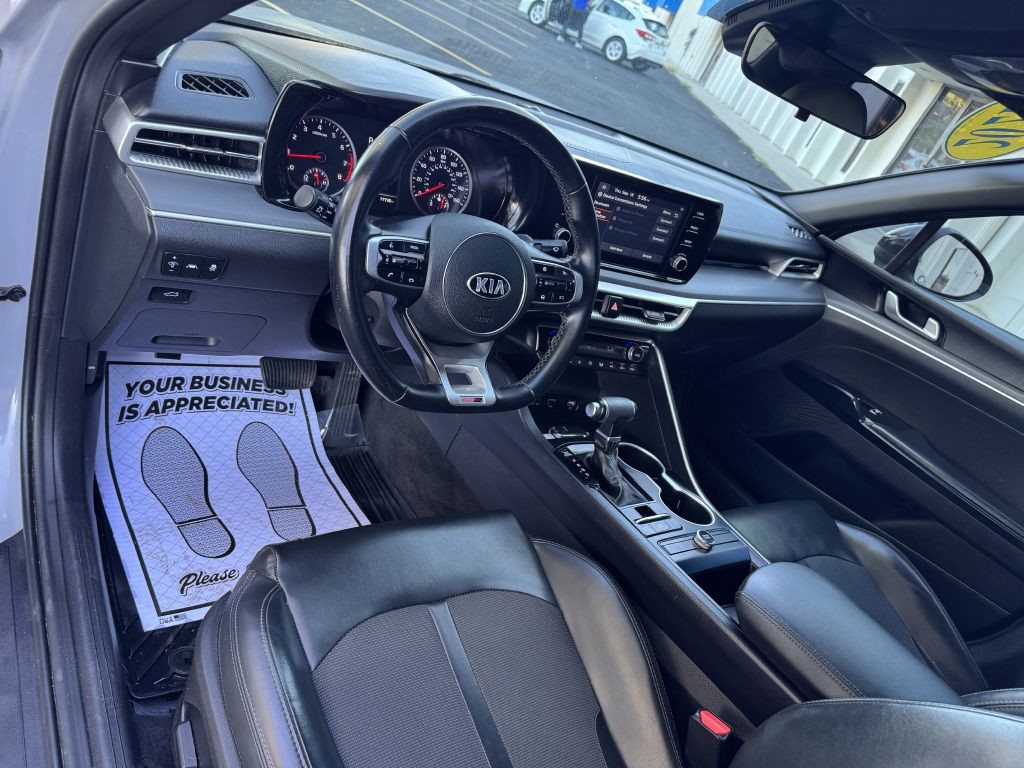 2021 Kia K5 Image 14