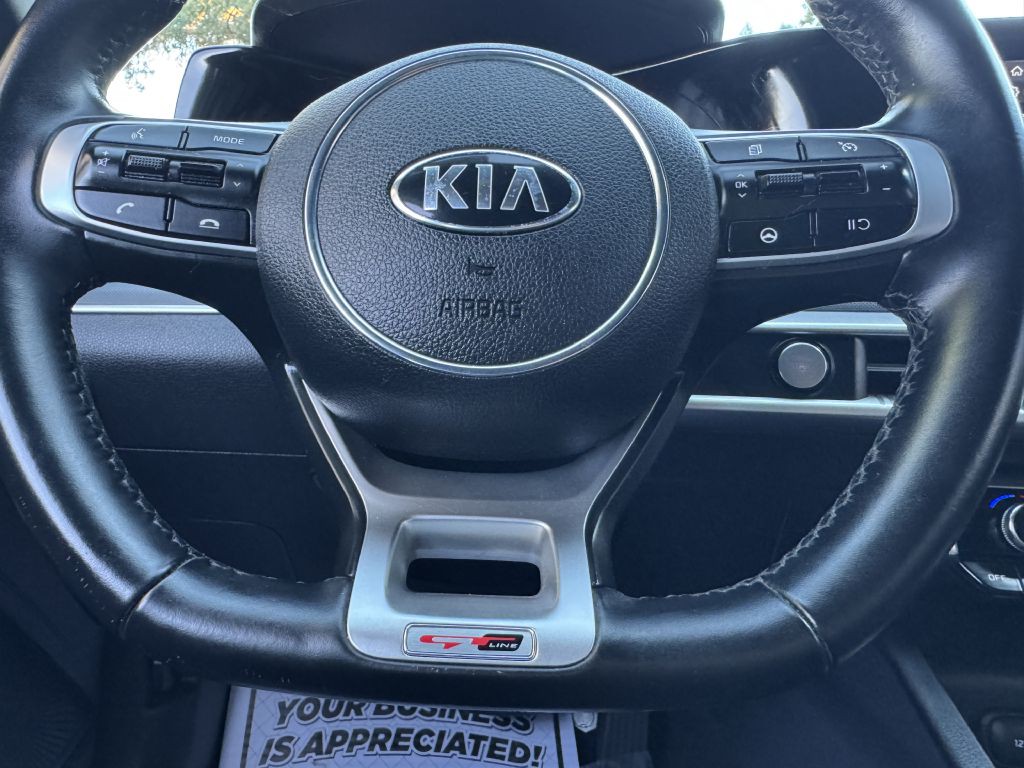 2021 Kia K5 Image 21