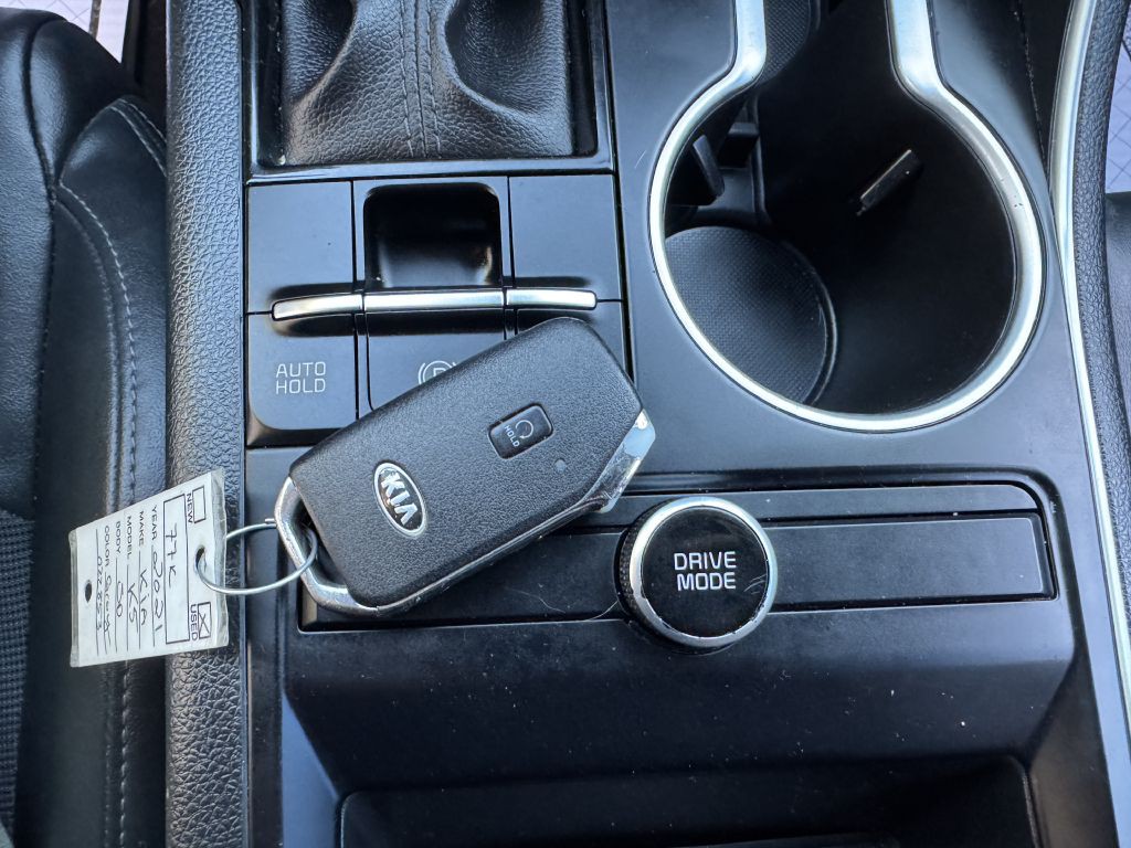 2021 Kia K5 Image 25