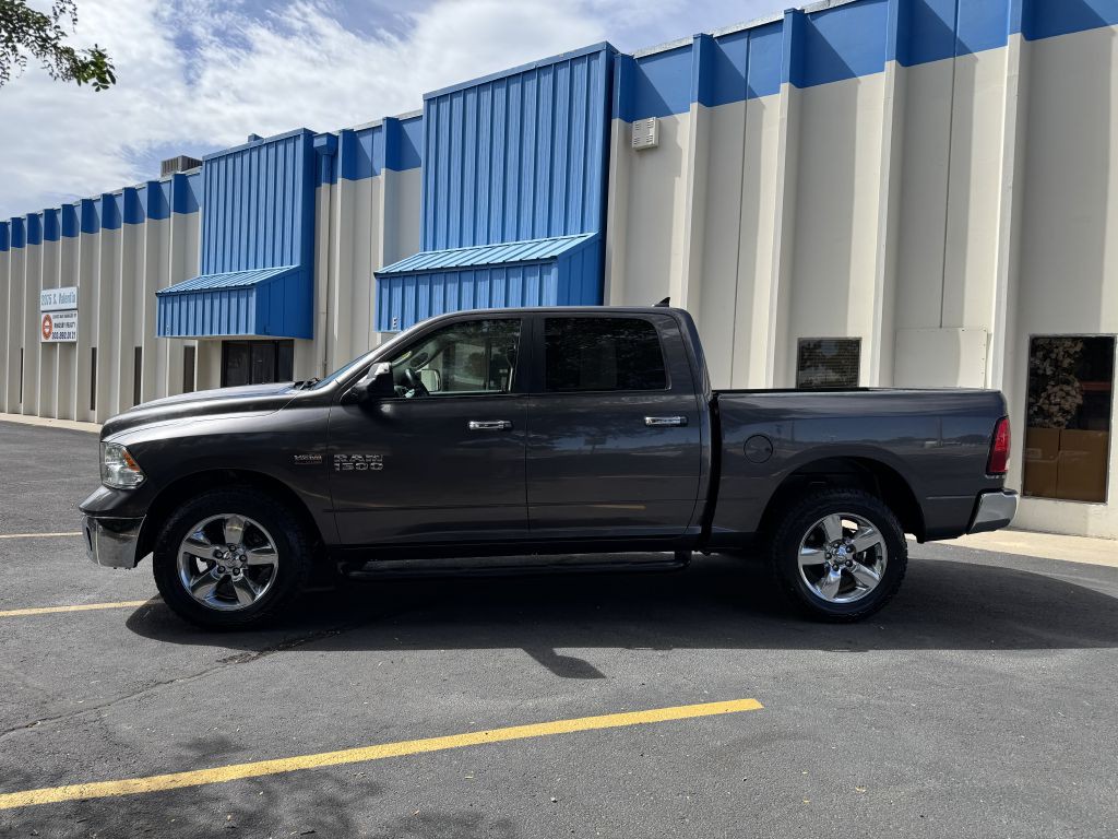 2017 RAM 1500 Image 4