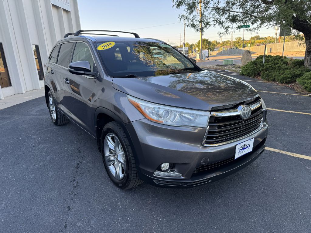 2016 Toyota Highlander Image 9