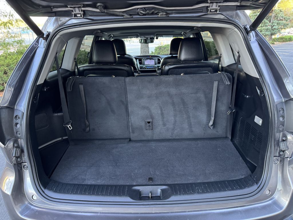 2016 Toyota Highlander Image 31