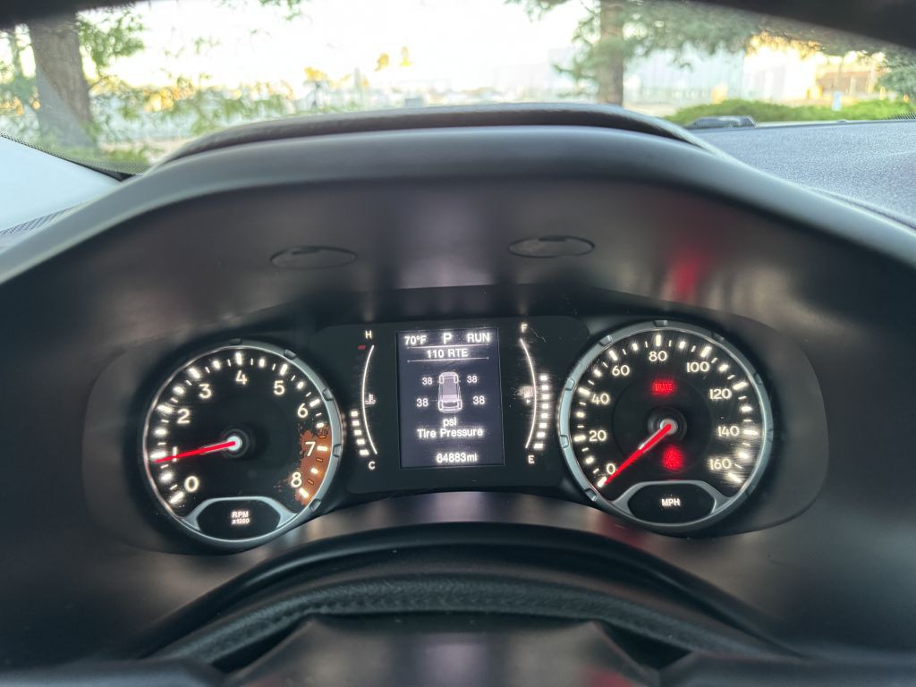 2015 Jeep Renegade Image 21