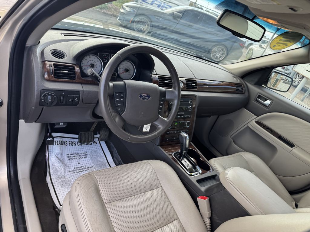 2008 Ford Taurus Image 14