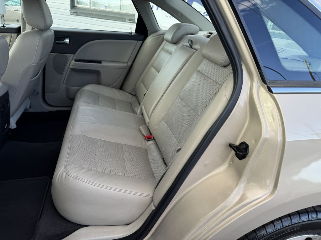 2008 Ford Taurus Image 16
