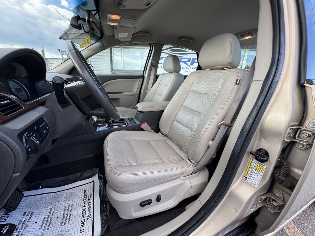 2008 Ford Taurus Image 24