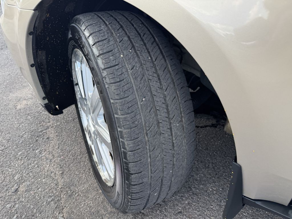 2008 Ford Taurus Image 28