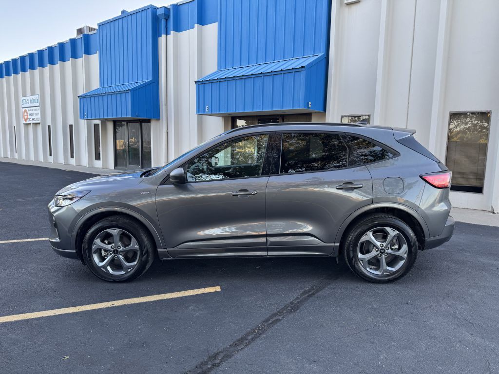 2023 Ford Escape Image 4