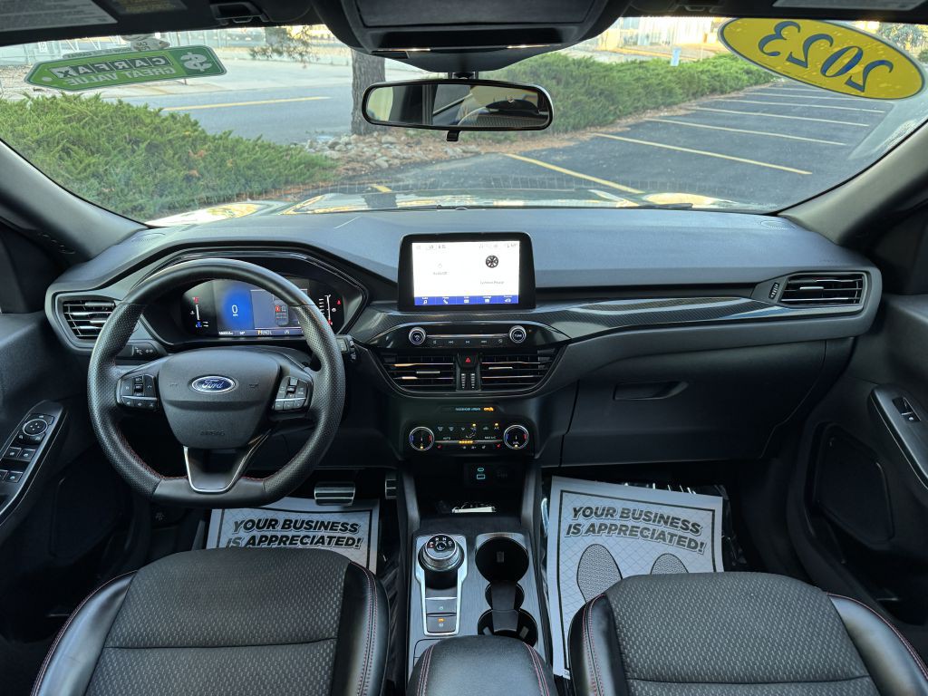 2023 Ford Escape Image 17