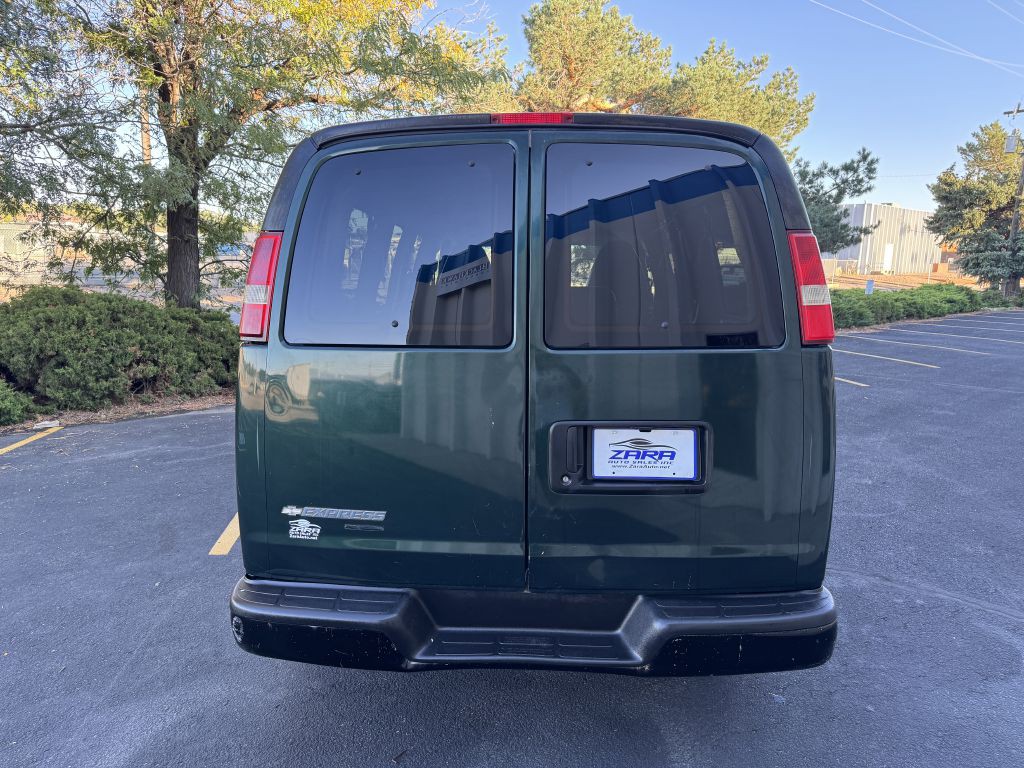 2012 Chevrolet Express Image 6
