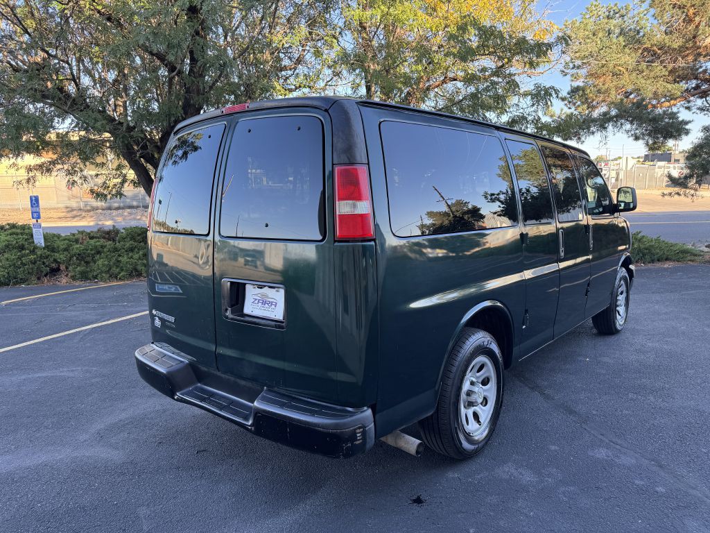 2012 Chevrolet Express Image 7