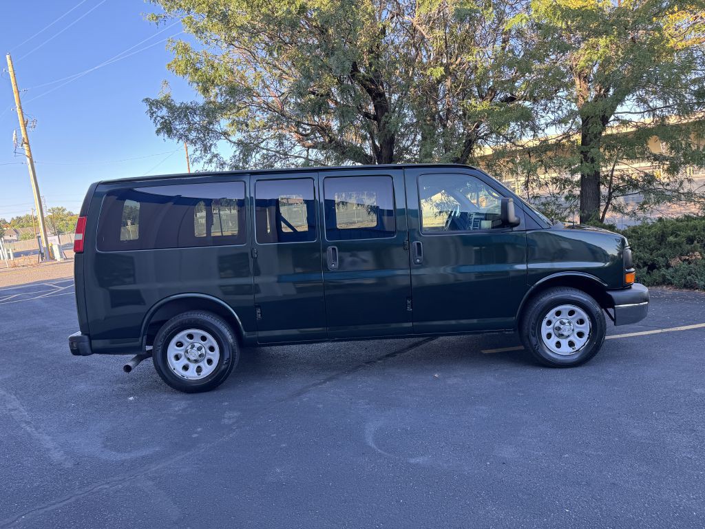 2012 Chevrolet Express Image 8