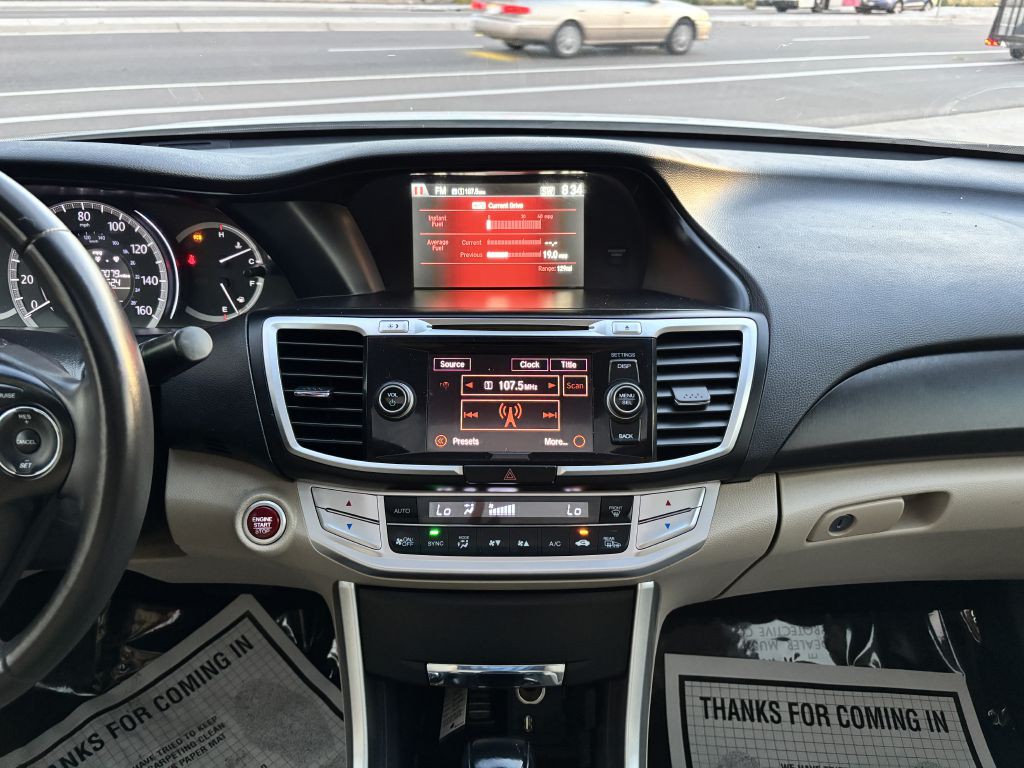 2015 Honda Accord Image 19