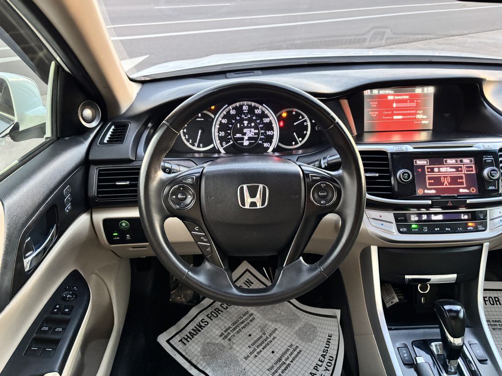 2015 Honda Accord Image 22