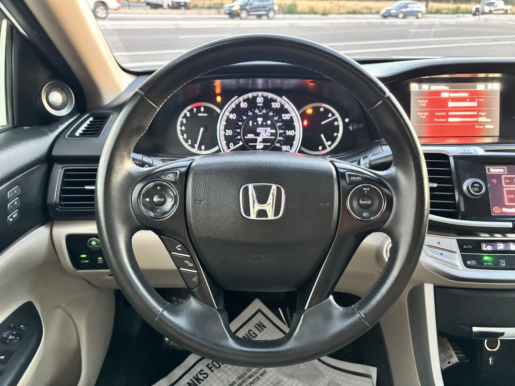 2015 Honda Accord Image 23