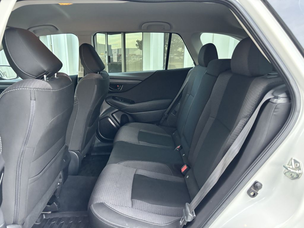 2021 Subaru Outback Image 15