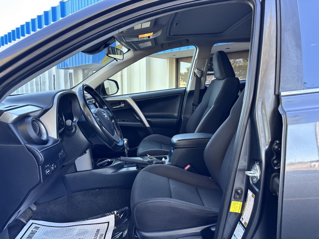 2018 Toyota Rav4 Image 12