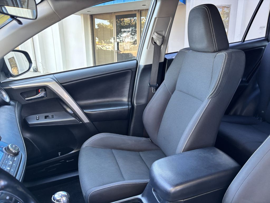 2018 Toyota Rav4 Image 14