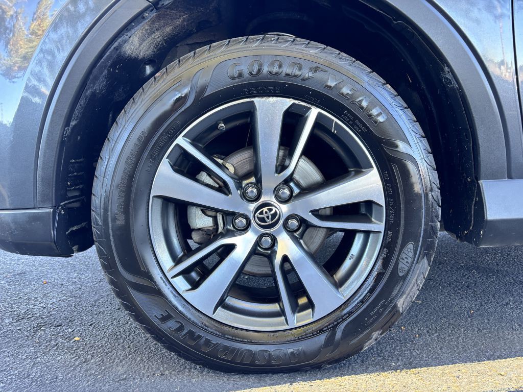 2018 Toyota Rav4 Image 27