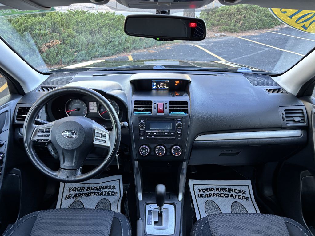 2015 Subaru Forester Image 16