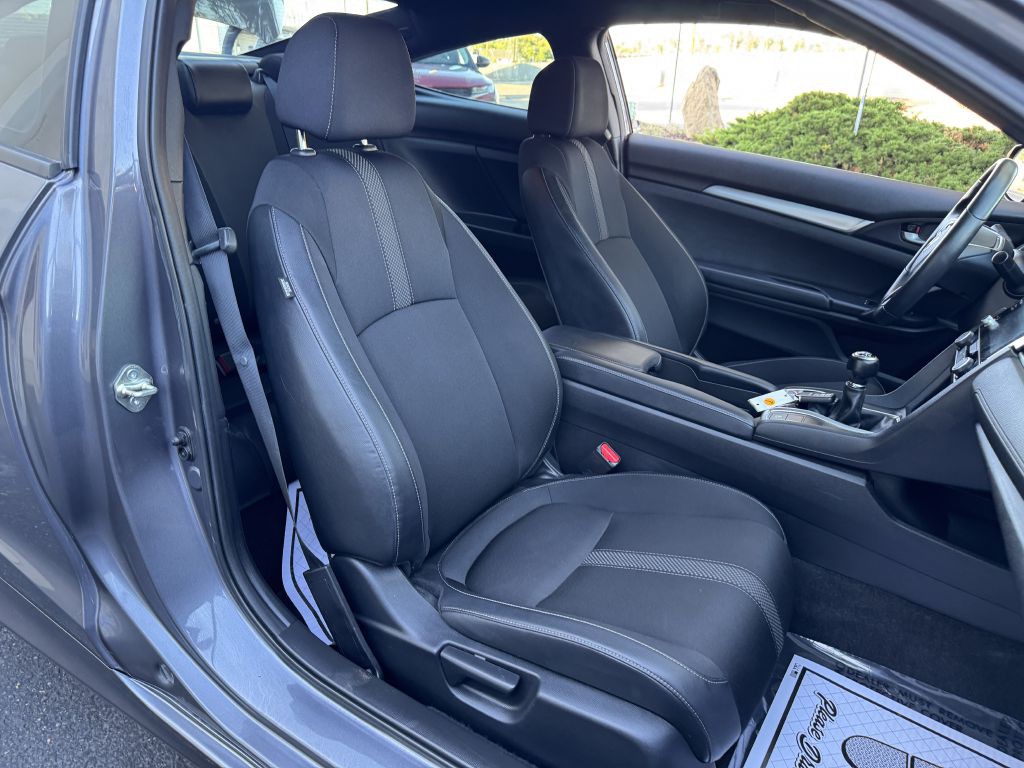 2019 Honda Civic Image 25