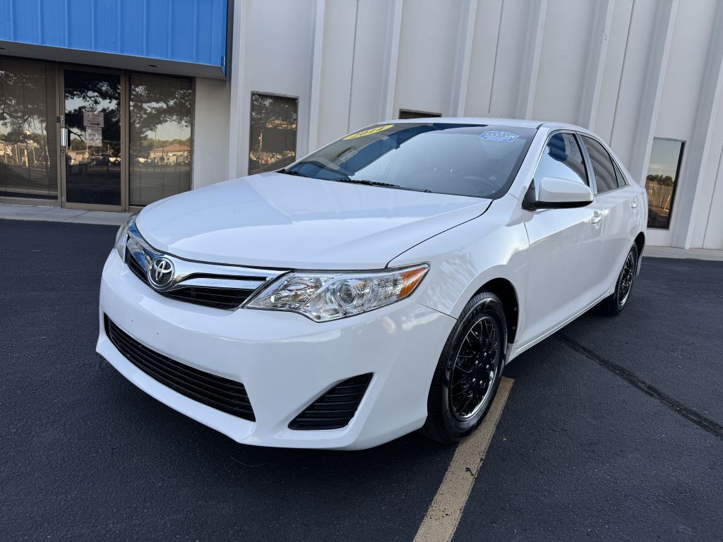 2014 Toyota Camry Image 3