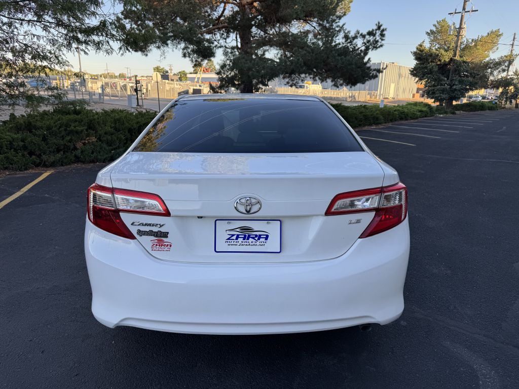 2014 Toyota Camry Image 6