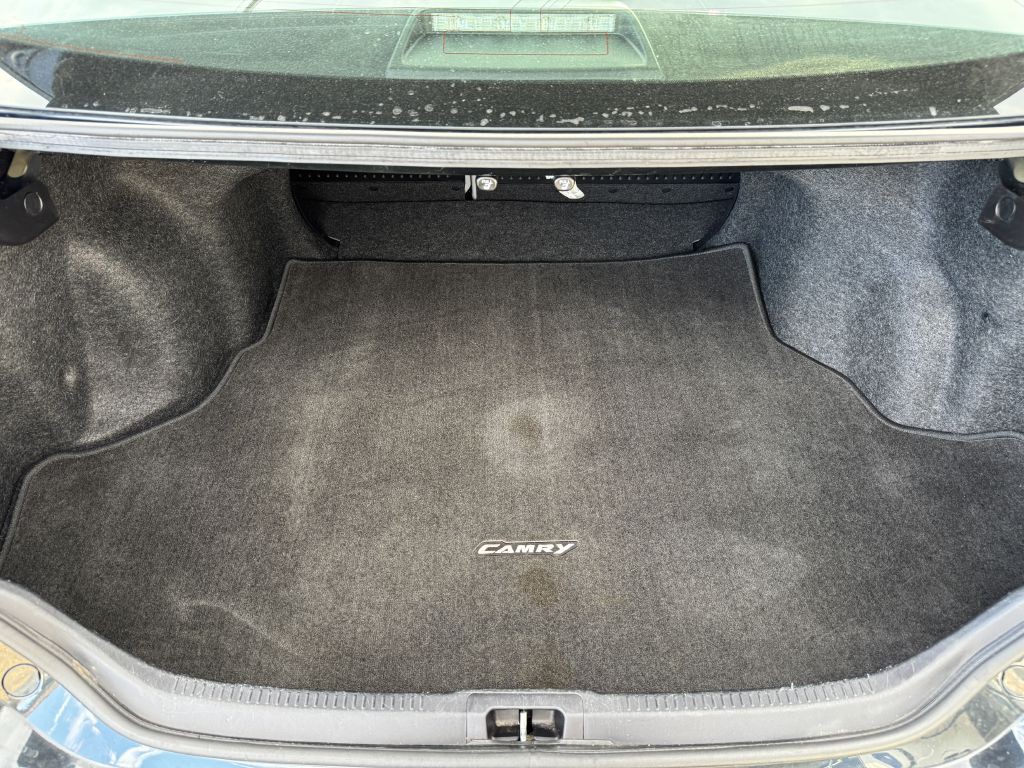 2017 Toyota Camry Image 27