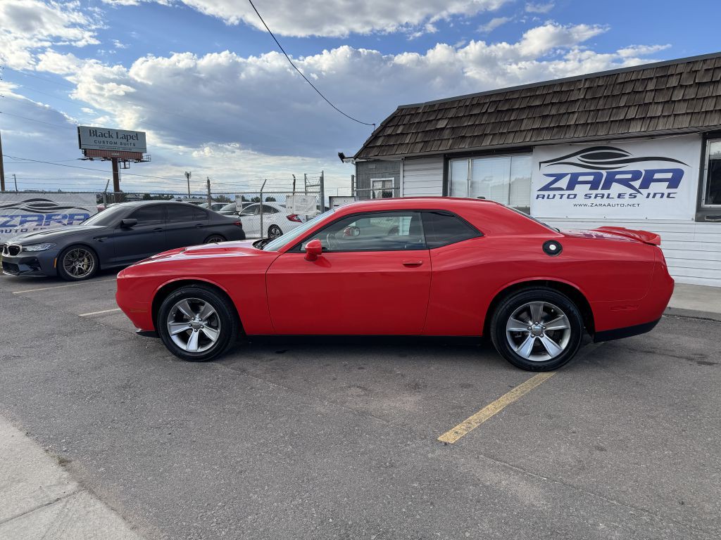 2019 Dodge Challenger Image 4