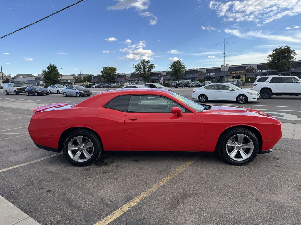 2019 Dodge Challenger Image 8