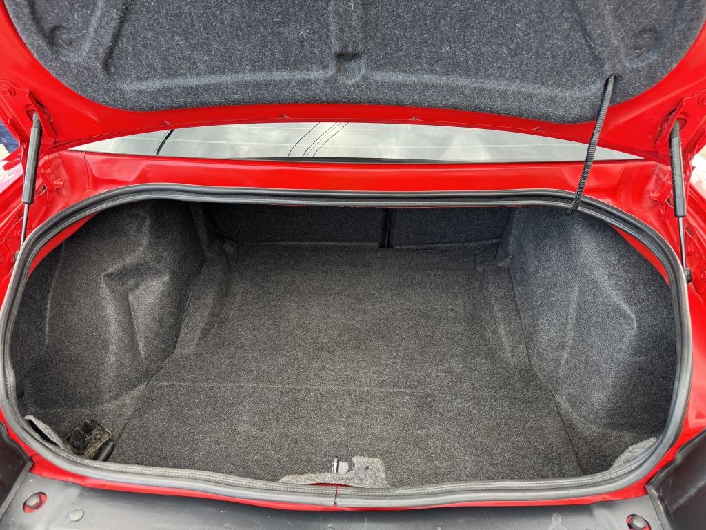 2019 Dodge Challenger Image 27
