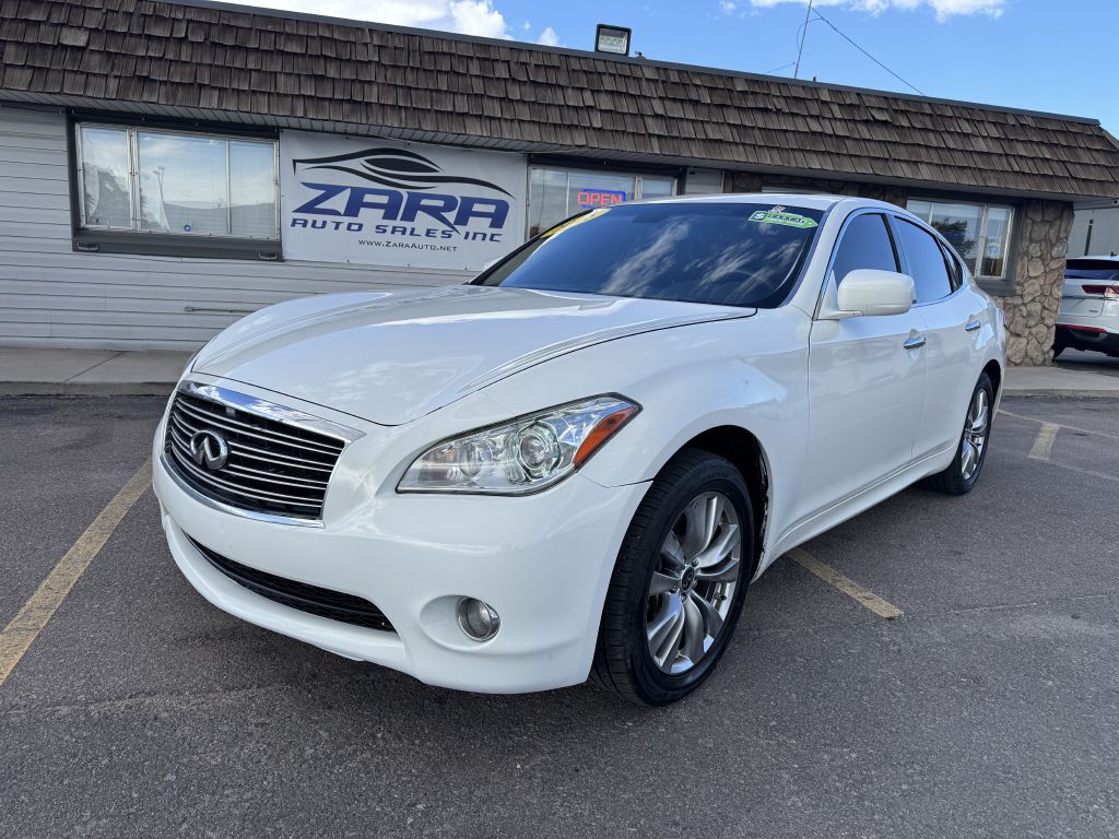 2013 INFINITI M37 Image 3