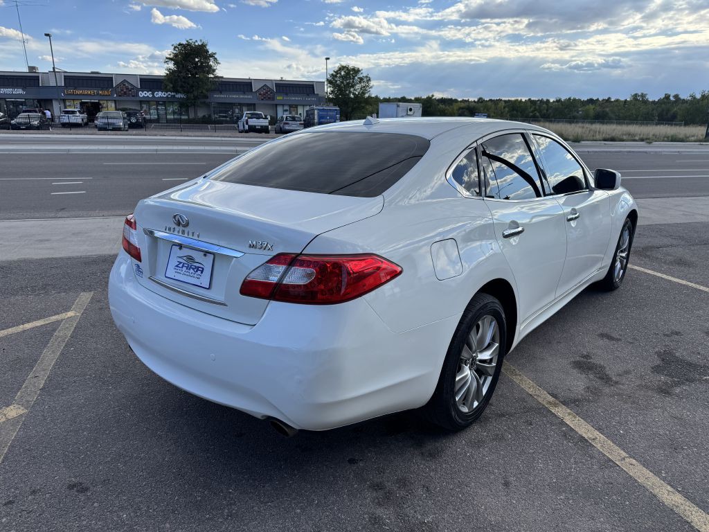 2013 INFINITI M37 Image 7