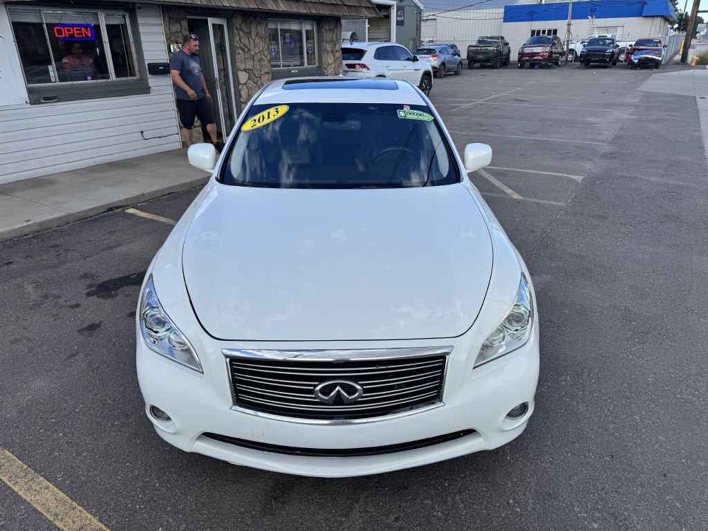 2013 INFINITI M37 Image 10