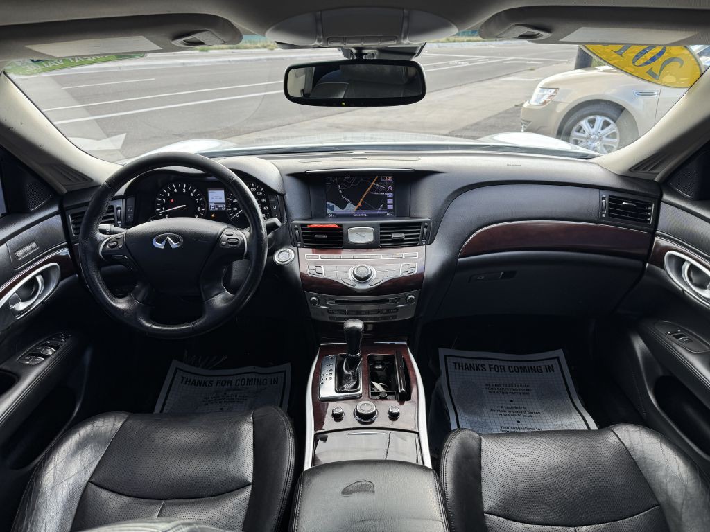 2013 INFINITI M37 Image 18