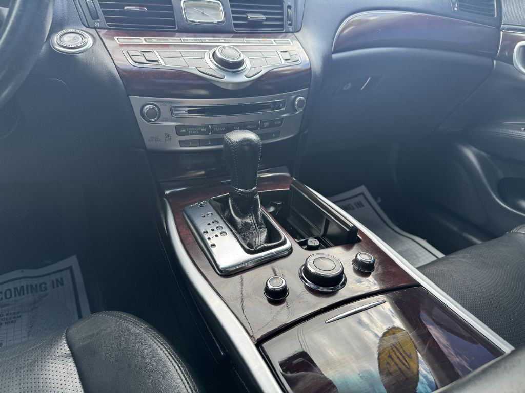 2013 INFINITI M37 Image 20