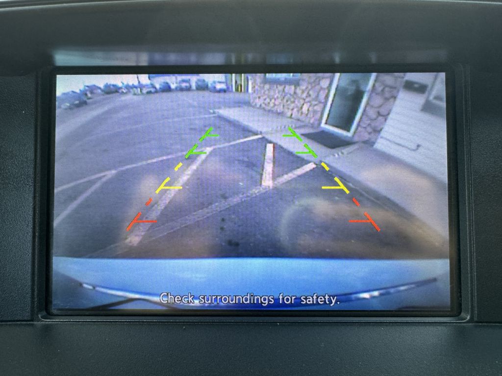 2013 INFINITI M37 Image 26